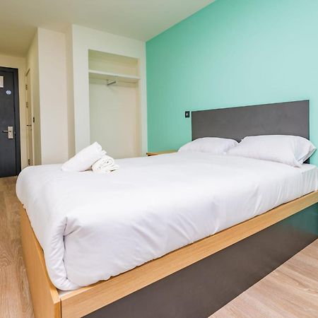 Refurbished Ensuite Rooms With Shared Kitchen At Montrose In Dublin Exterior photo