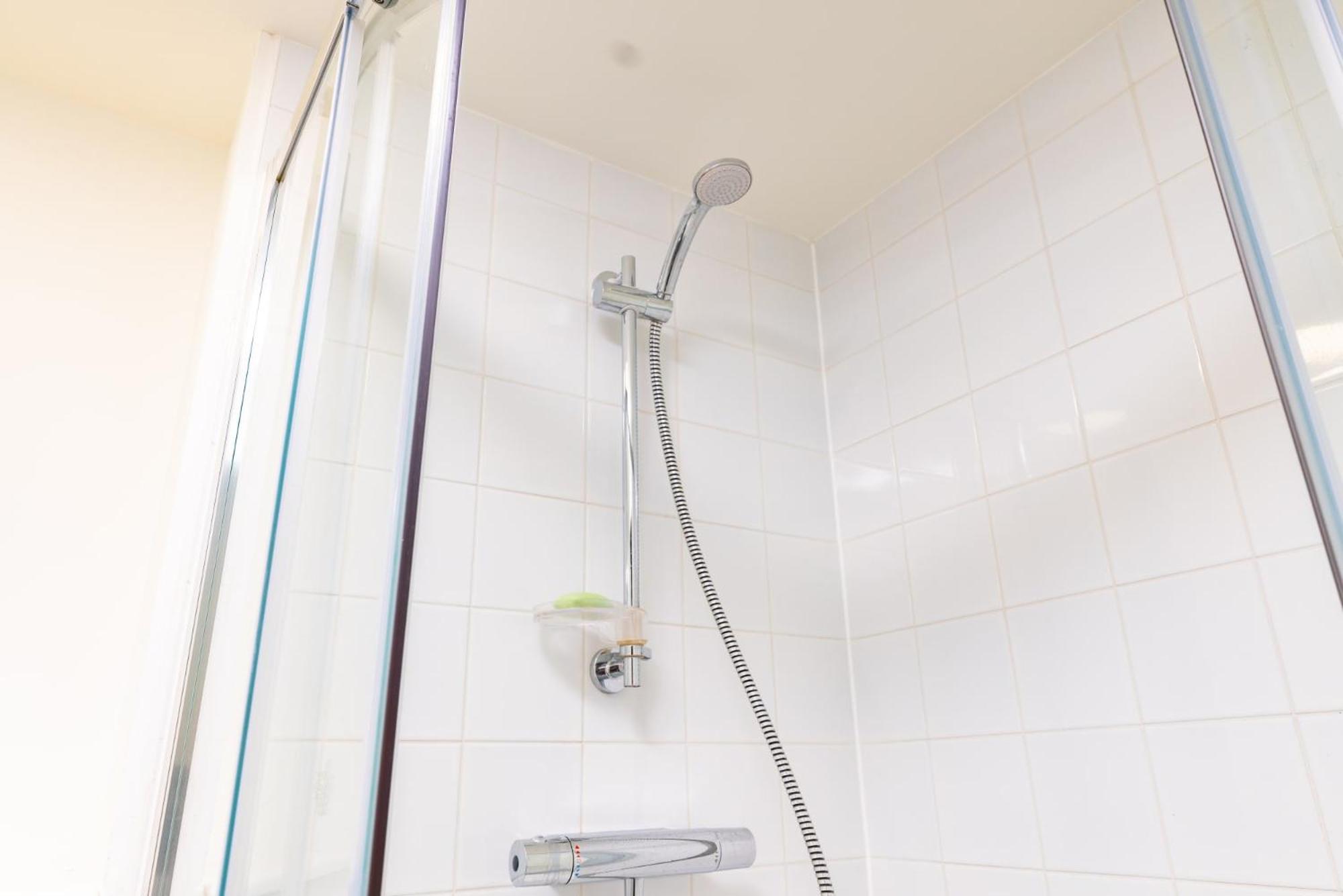 Refurbished Ensuite Rooms With Shared Kitchen At Montrose In Dublin Exterior photo